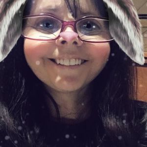 Meet your Posher, Debi